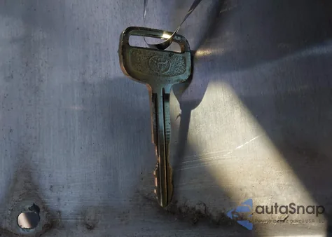 1999 Toyota Camry Le из США, поврежденный, VIN 4T1BG28K0XU494669